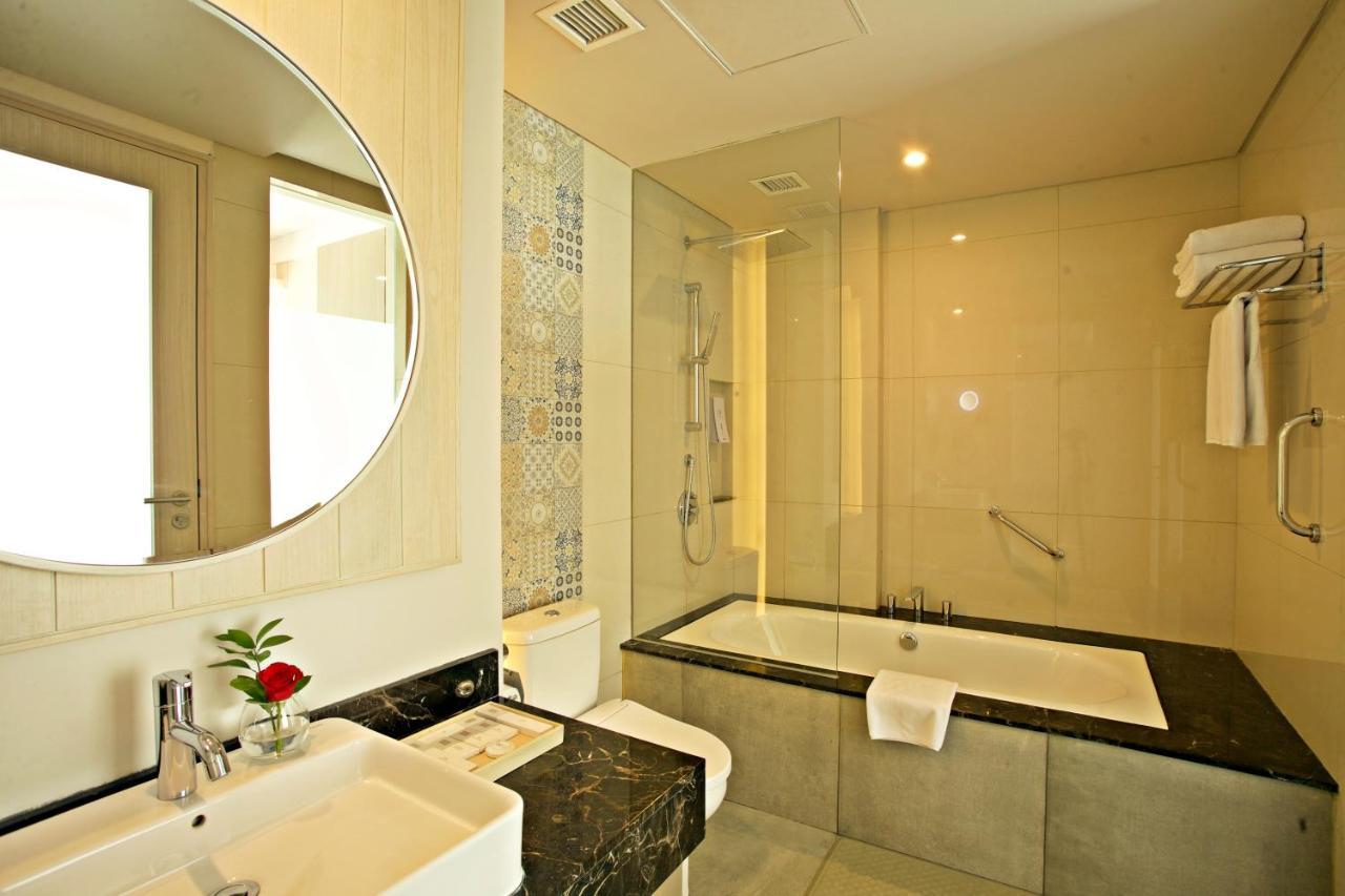 Swiss-Belinn Cikarang Luaran gambar