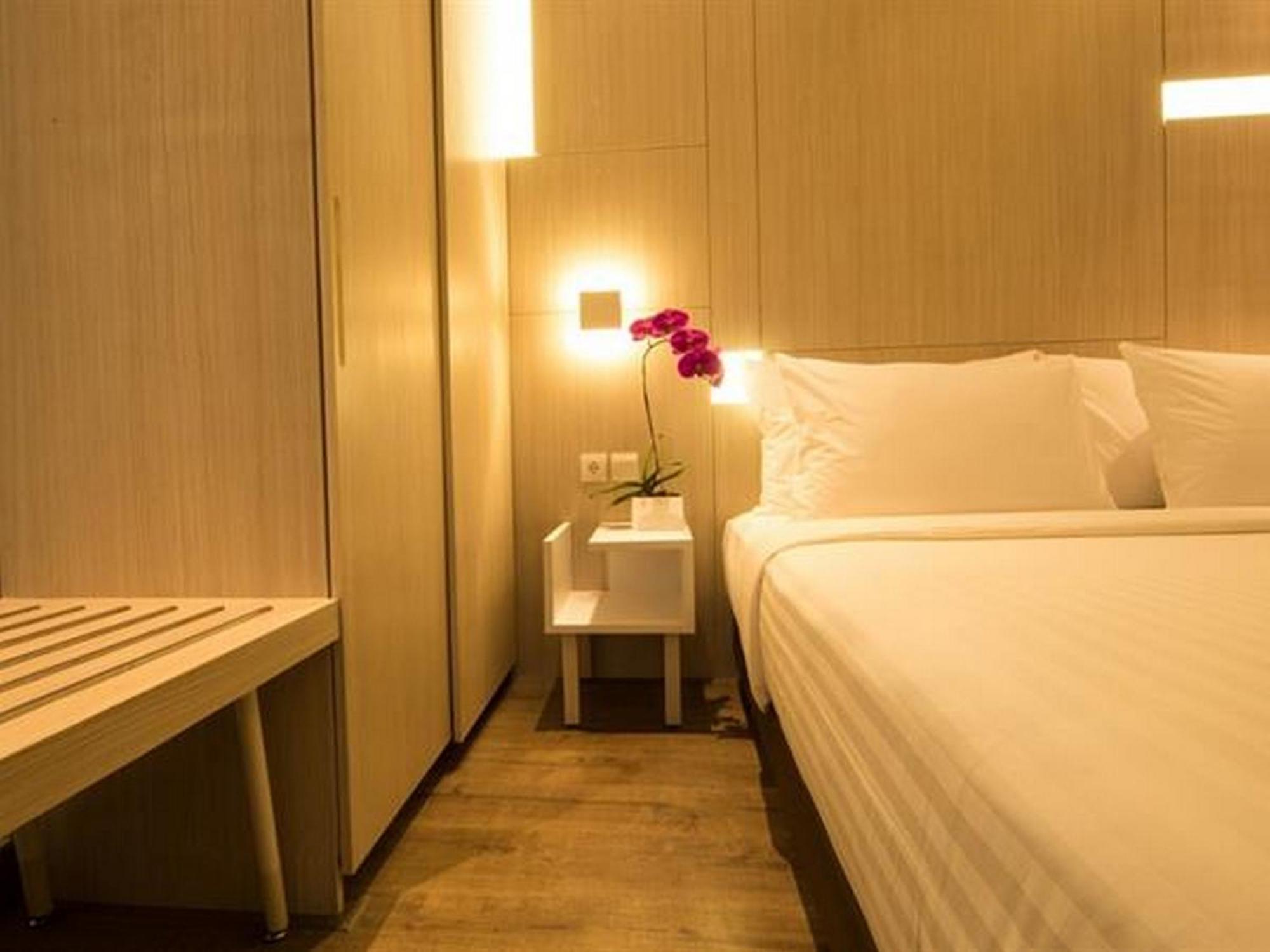Swiss-Belinn Cikarang Luaran gambar